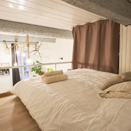 شقة Loft Au Coeur Du Vieux-nice, A 5 Min De La *