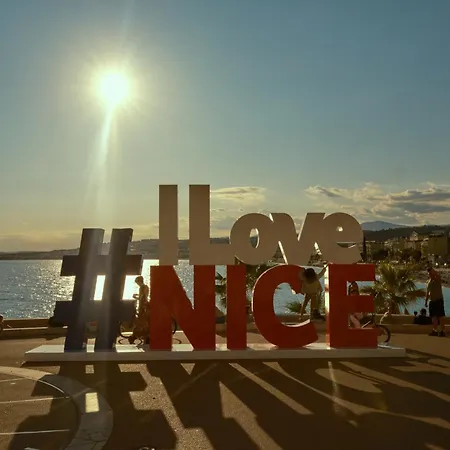Loft Au Cœur Du Vieux-nice, à 5 Min De La * Nice